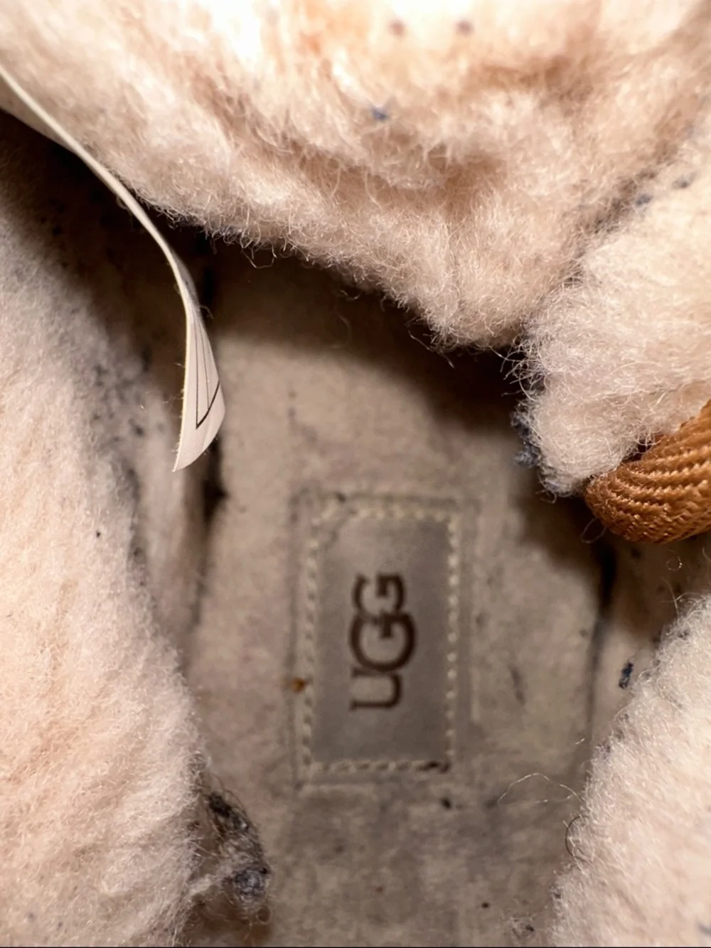 UGG suede chukka